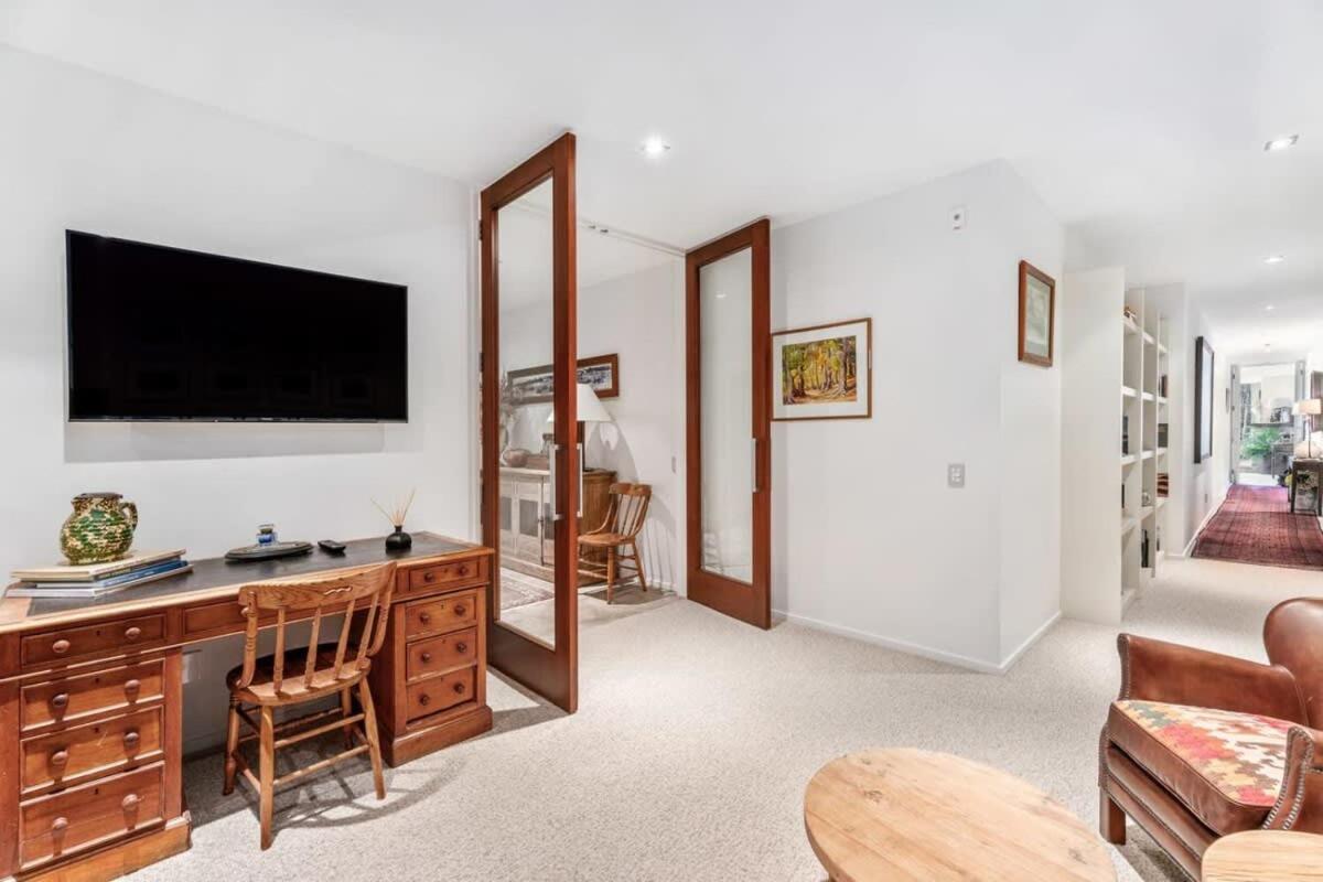 Pembroke Luxury Apartment Wanaka Eksteriør billede
