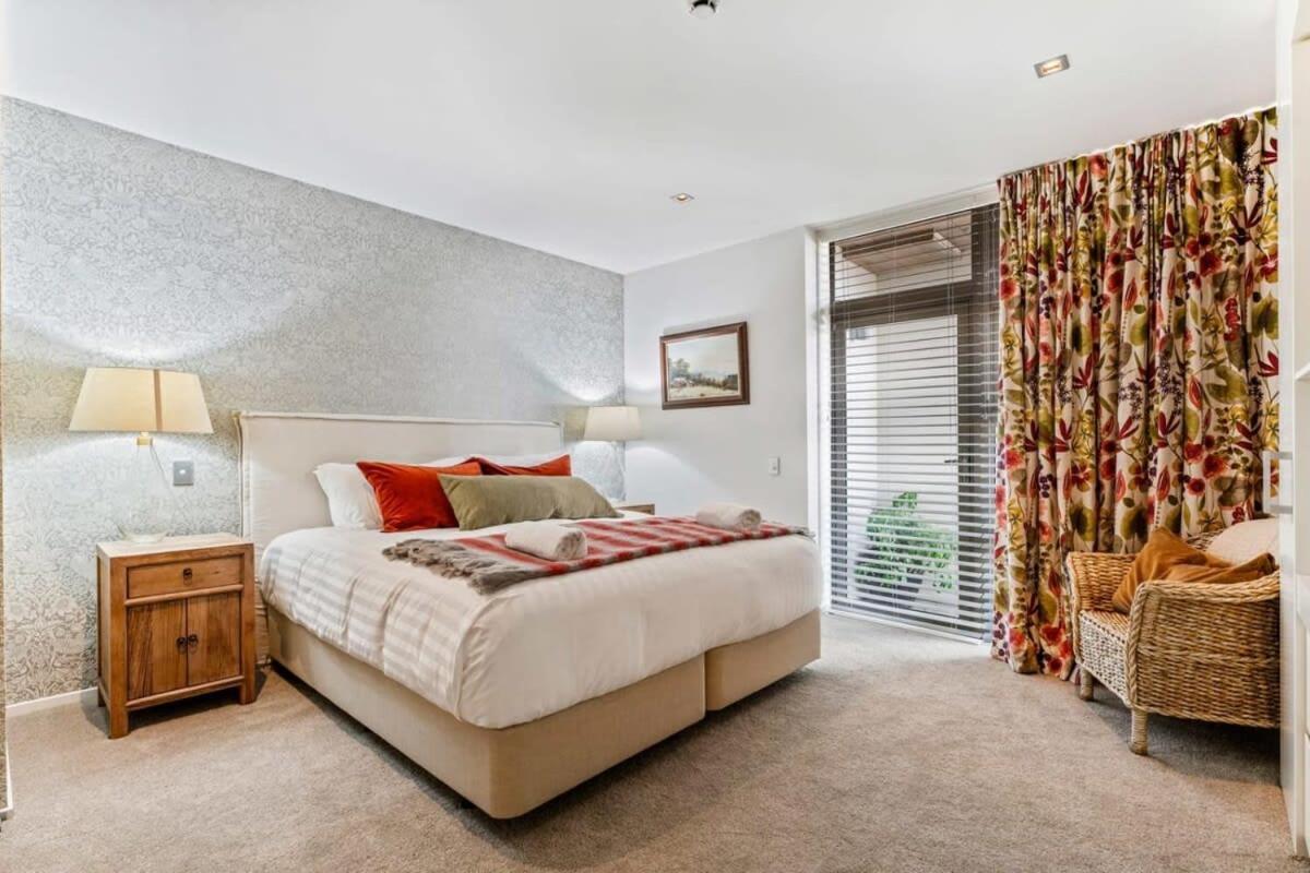 Pembroke Luxury Apartment Wanaka Eksteriør billede