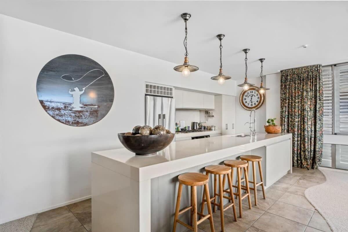 Pembroke Luxury Apartment Wanaka Eksteriør billede