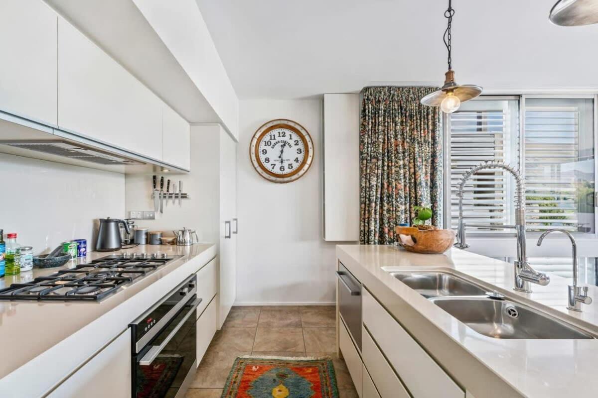 Pembroke Luxury Apartment Wanaka Eksteriør billede